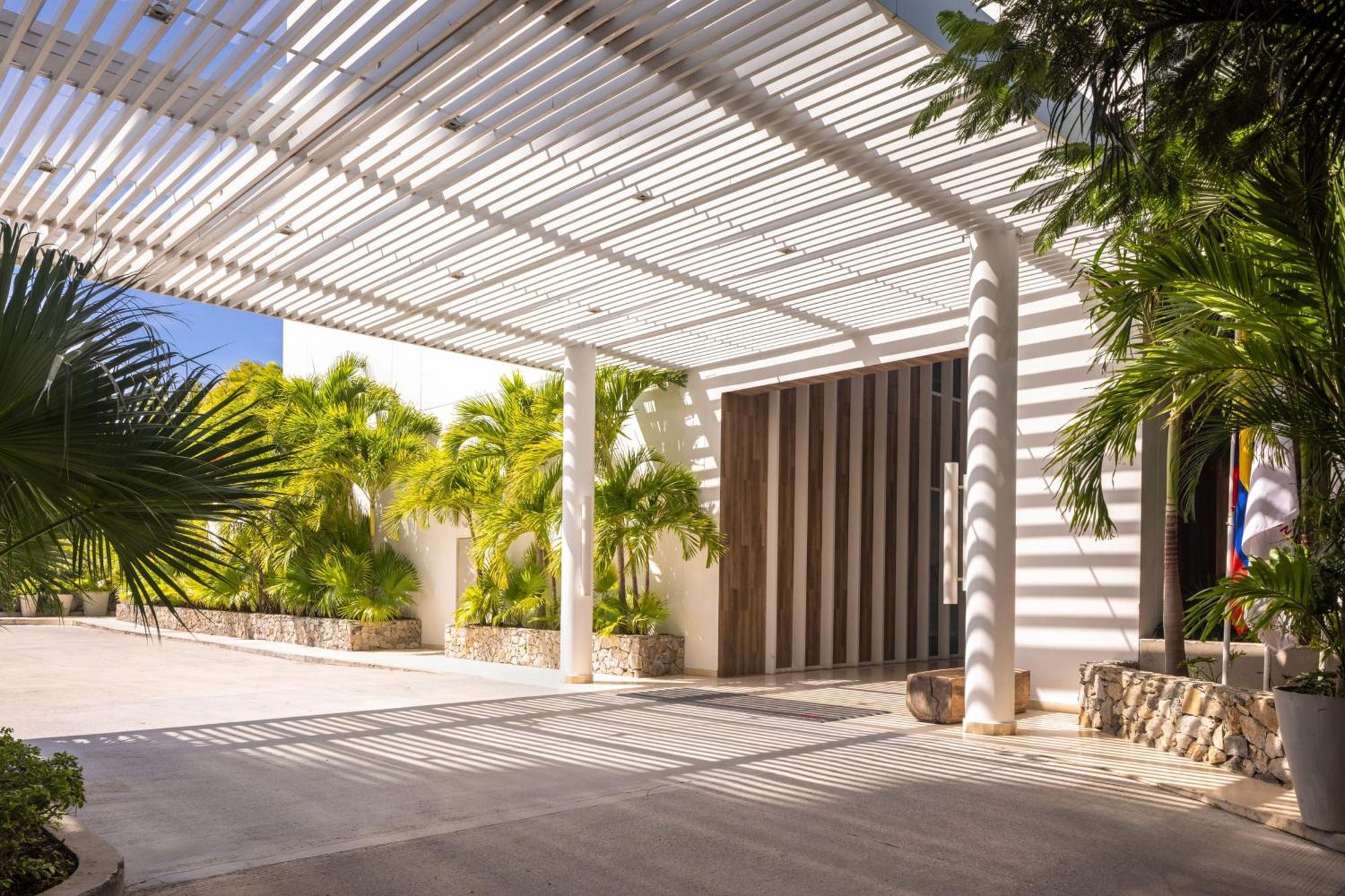 Santa Marta Marriott Resort Playa Dormida Экстерьер фото The entrance of the new terminal
