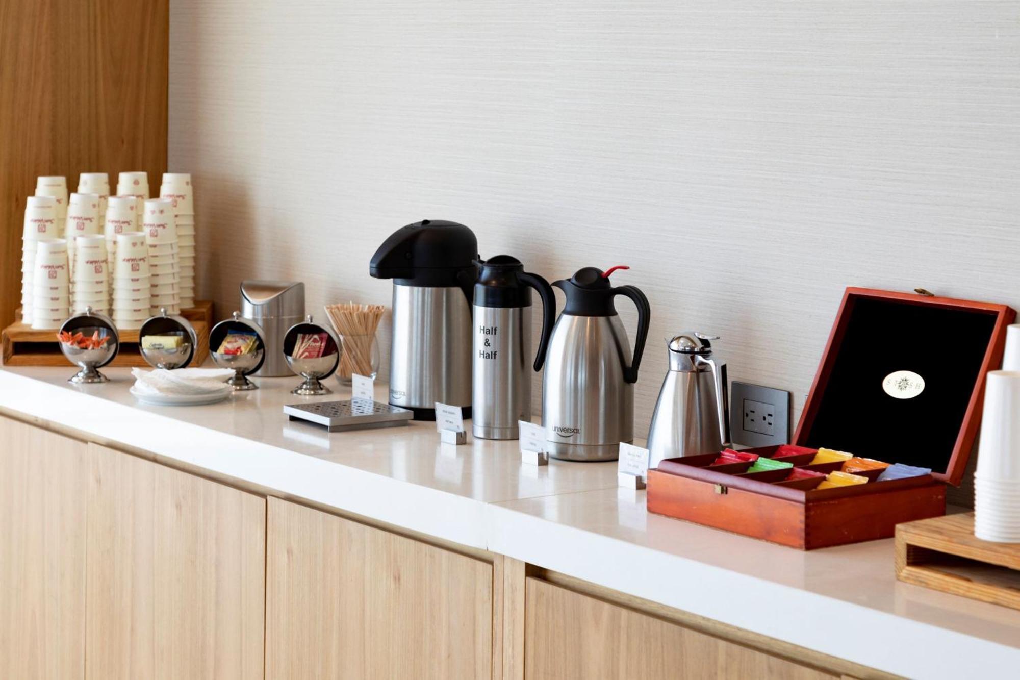 Santa Marta Marriott Resort Playa Dormida Экстерьер фото Vacuum flasks