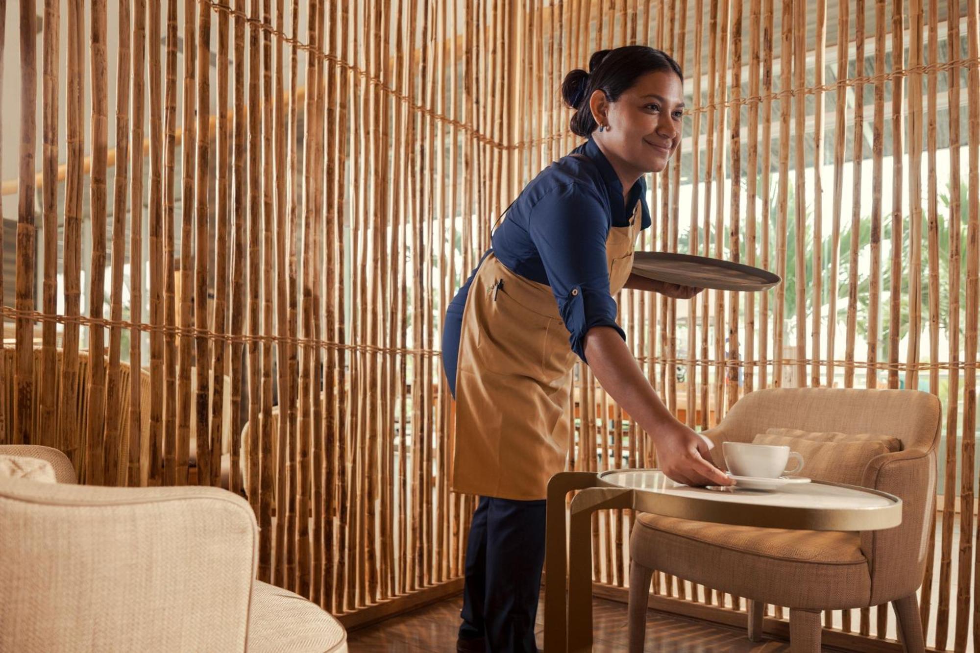 Santa Marta Marriott Resort Playa Dormida Экстерьер фото A hotel staff